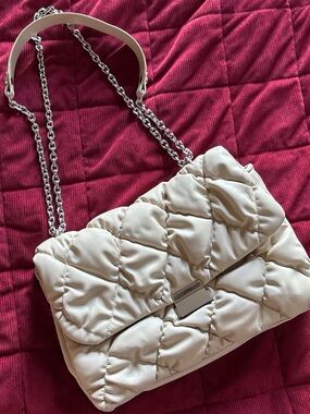 H&M Quilted Cream Shoulder Bag with Silver Chain